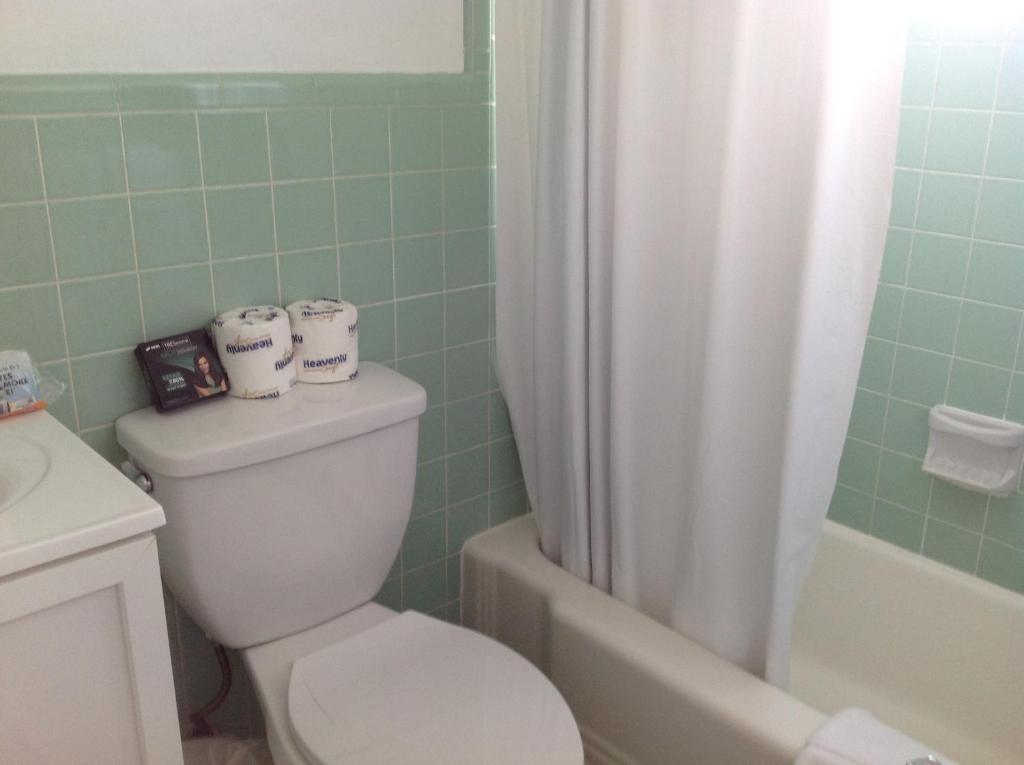 Summerland Suites Fort Lauderdale Bilik gambar